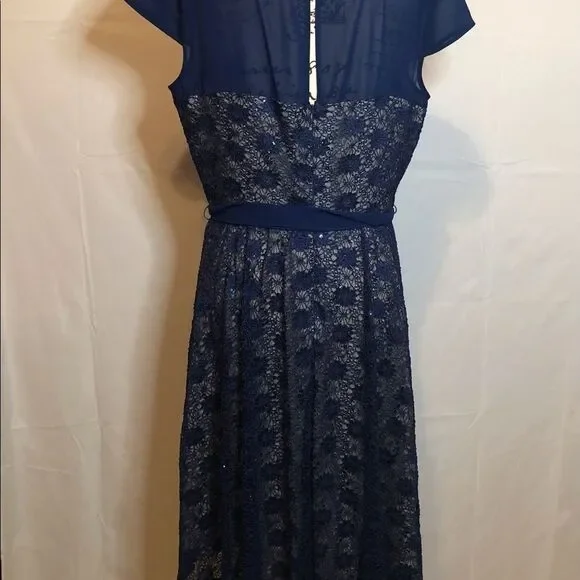 Julian Taylor Short Sleeve Sequin Lace Fit And Flare Dress - Picture 6 of 15